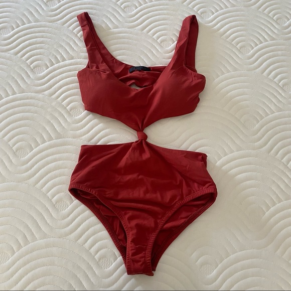 Ava & Ever Tops - AVA & EVER RED DIRT BODYSUIT TOP / Size 10